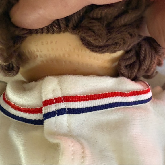 2 Vintage 1980s Cabbage Patch Dolls in sports Outfits - Picture 16 of 16